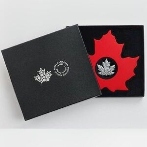2015 $20 Fine Silver Coin – Majestic Maple Leaves (Maple Leaf-Shaped)